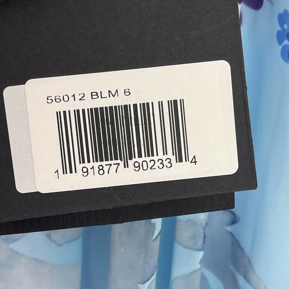 Mac Duggal Floral Print Flutter Sleeve Chiffon Gown Blue Multi Womens Size 6 NWT - Picture 12 of 12